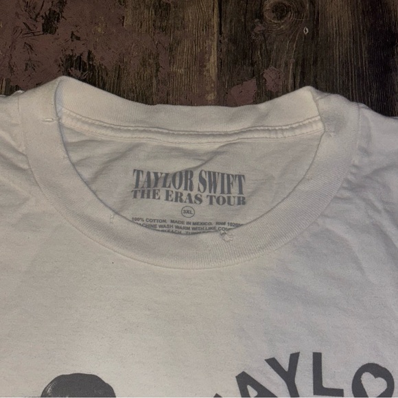 Taylor Swift Eras Tour T Shirt “Distressed” Tour Dates Unisex Size 3XL NEW - Picture 4 of 10